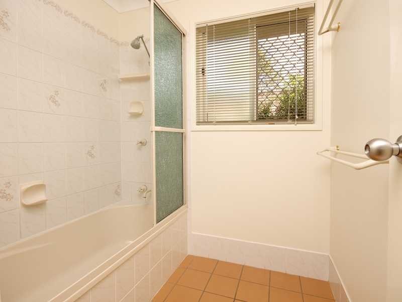 20 Jura Street, Brassall QLD 4305