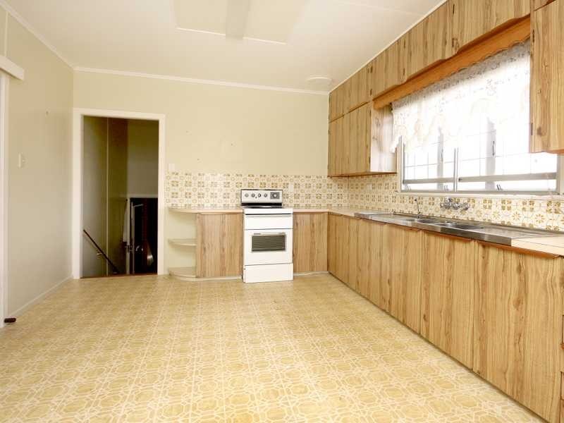 13 Greenham Street, Raceview QLD 4305