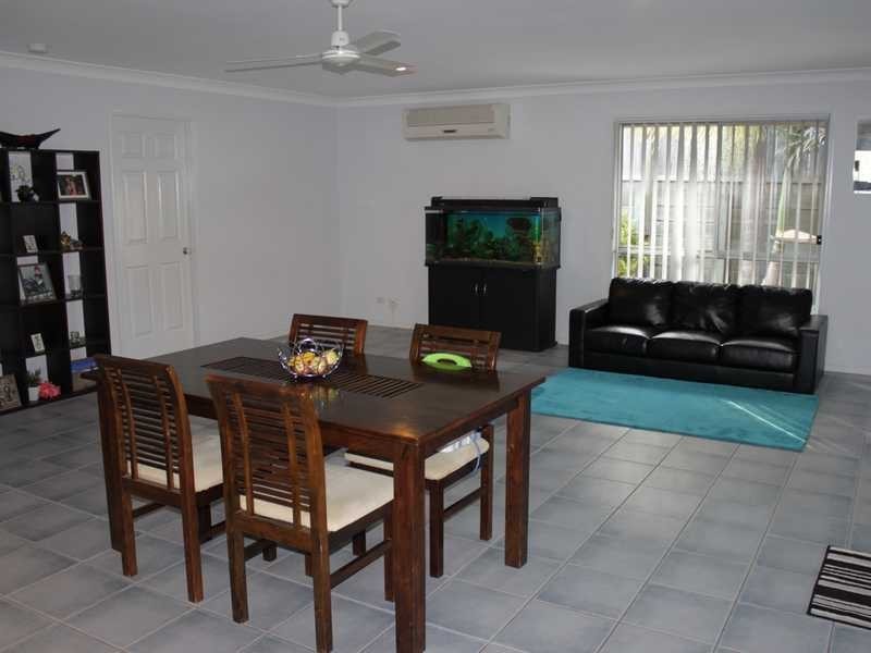 20 Palma Rosa Drive, Wulkuraka QLD 4305