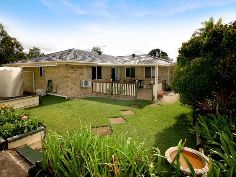 18 Oregon Close, Yamanto QLD 4305