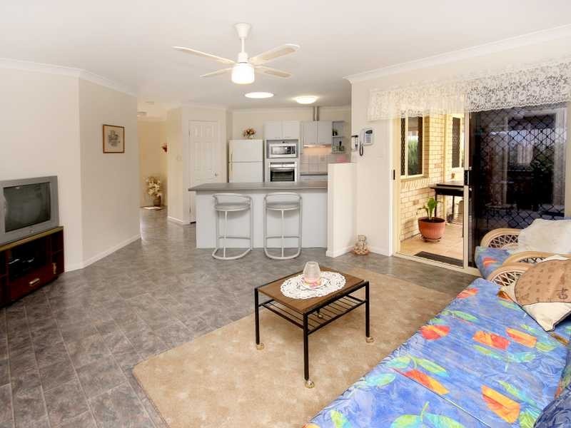 18 Oregon Close, Yamanto QLD 4305