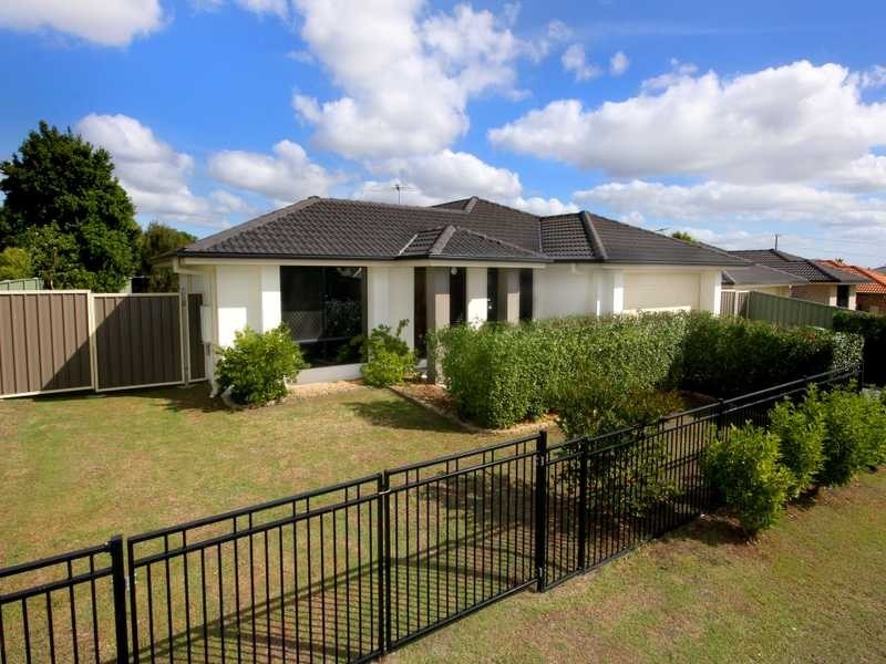 11 Hilldean Drive, Raceview QLD 4305