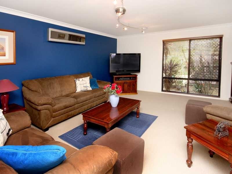 11 Hilldean Drive, Raceview QLD 4305