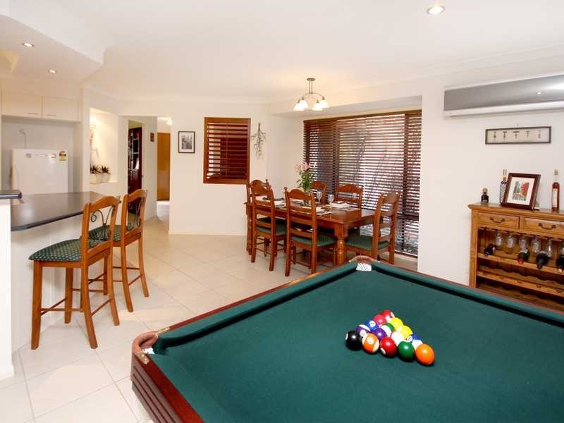 11 Hilldean Drive, Raceview QLD 4305