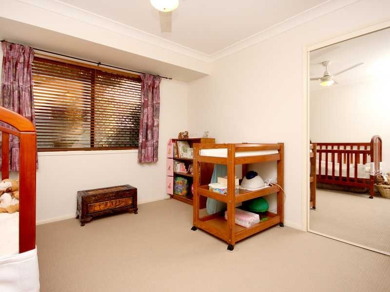 11 Hilldean Drive, Raceview QLD 4305