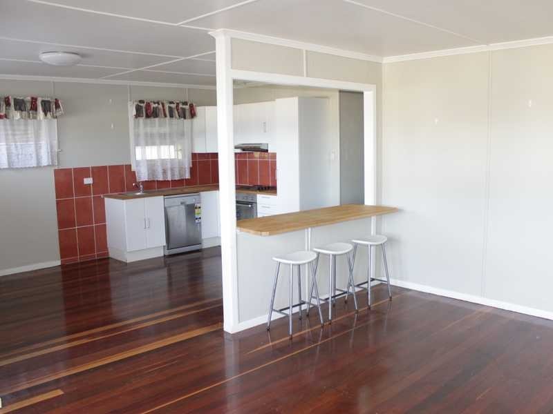 12 Edwards Street, Eastern Heights QLD 4305