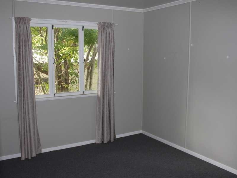 12 Edwards Street, Eastern Heights QLD 4305