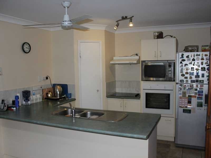 373 South Station Road, Raceview QLD 4305