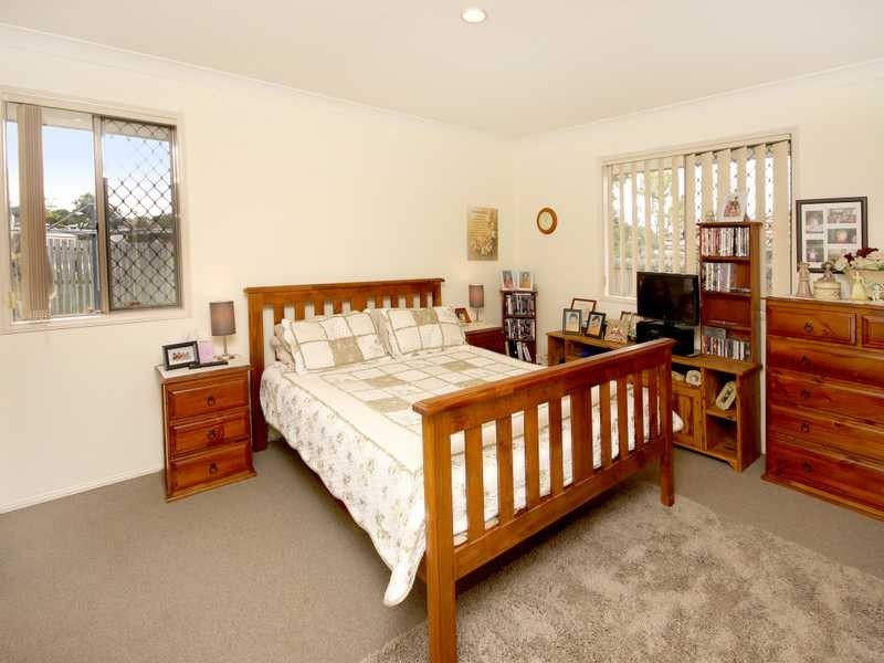 355 South Station Road, Raceview QLD 4305