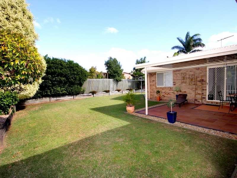3 Resolution Parade, Flinders View QLD 4305