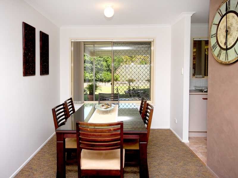 3 Resolution Parade, Flinders View QLD 4305