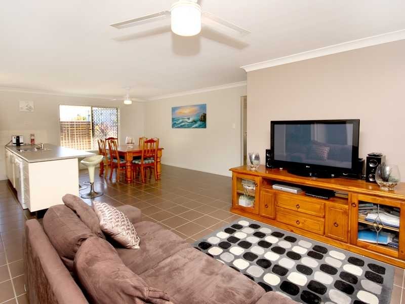 16 Doyle Street, Silkstone QLD 4304
