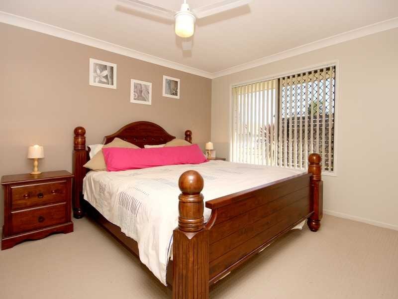 16 Doyle Street, Silkstone QLD 4304