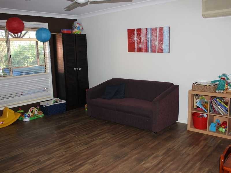 34 Jacana Crescent, Flinders View QLD 4305