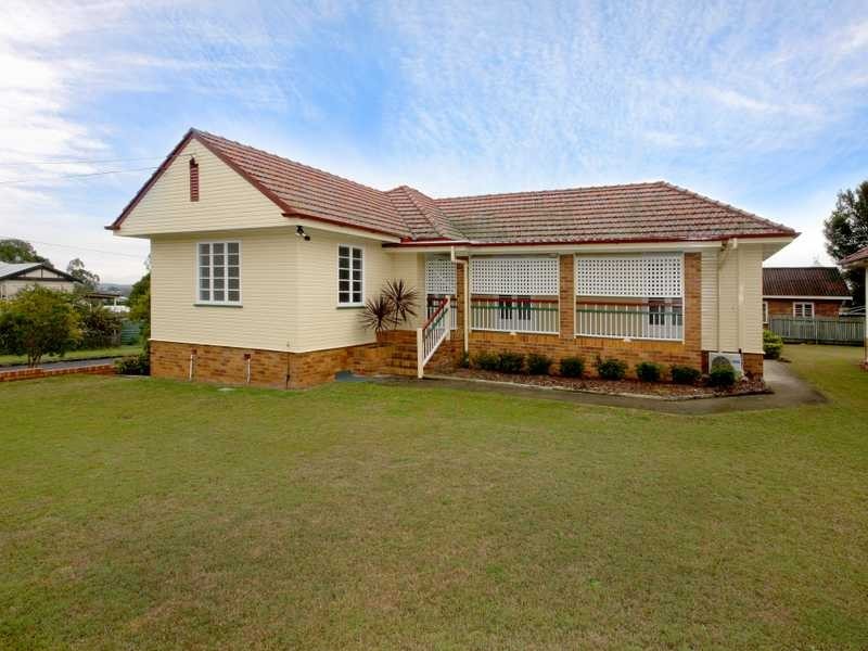 84 Brisbane Road, East Ipswich QLD 4305