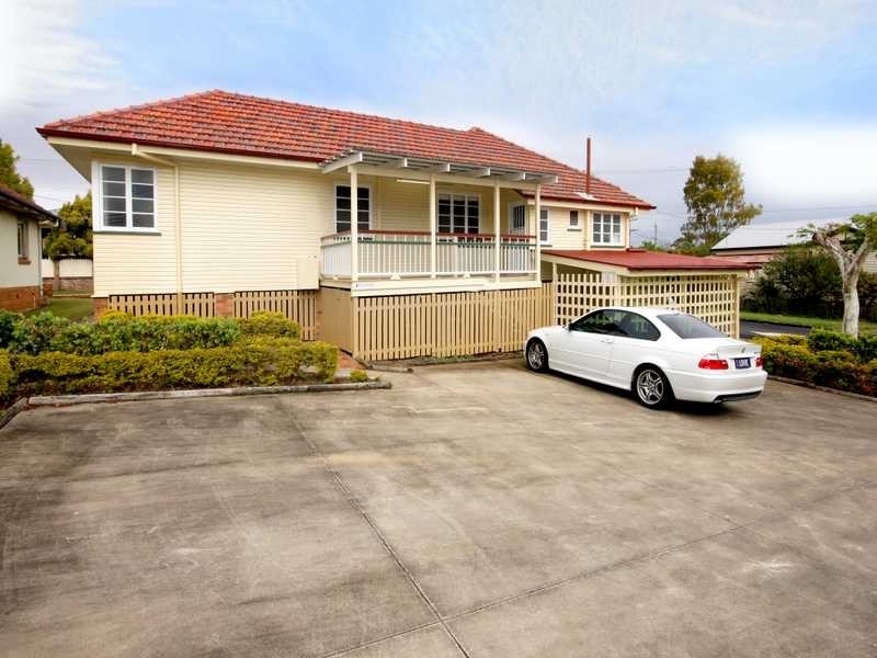 84 Brisbane Road, East Ipswich QLD 4305