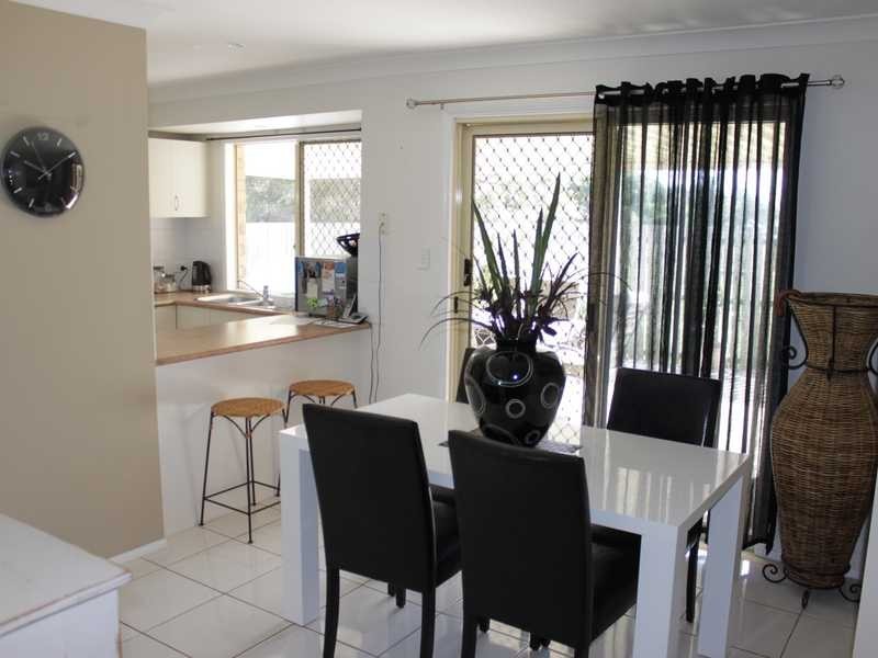 345 South Station Road, Raceview QLD 4305