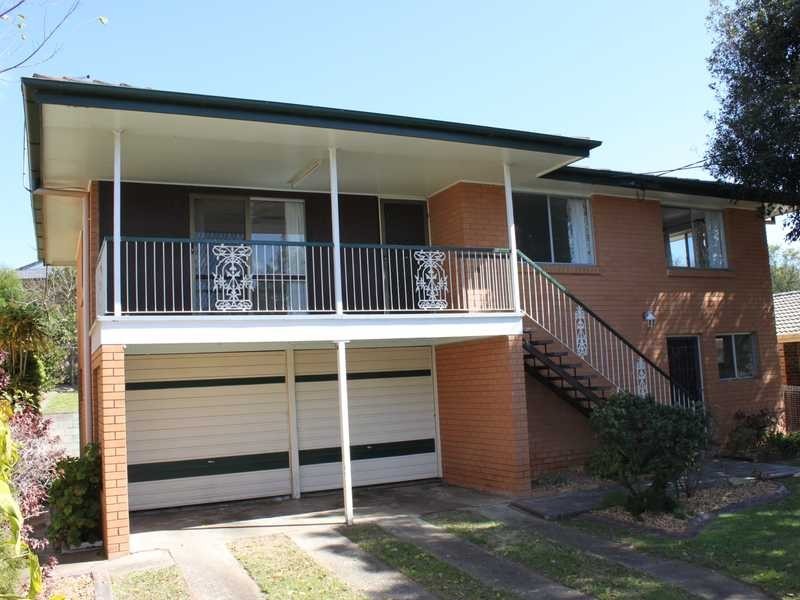 18 Beechwood Drive, Yamanto QLD 4305