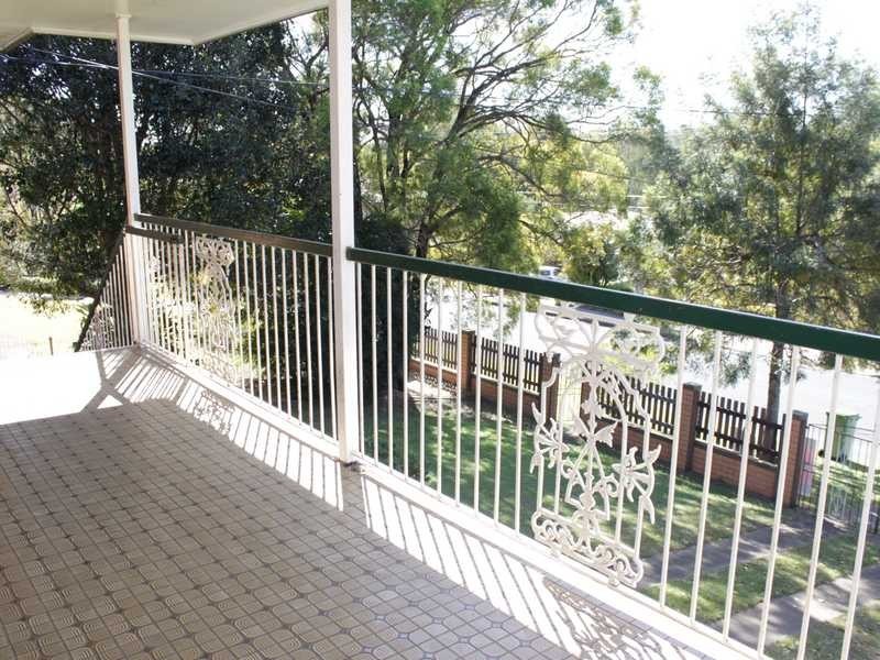 18 Beechwood Drive, Yamanto QLD 4305