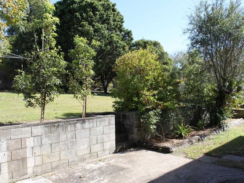 18 Beechwood Drive, Yamanto QLD 4305