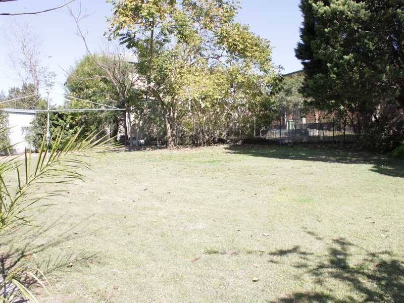 18 Beechwood Drive, Yamanto QLD 4305