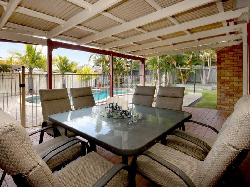 1 Oregon Close, Yamanto QLD 4305