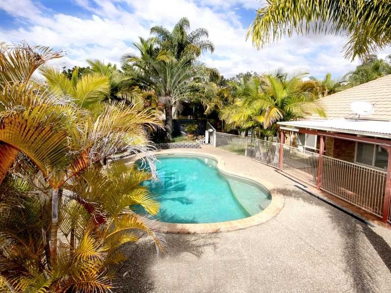 1 Oregon Close, Yamanto QLD 4305