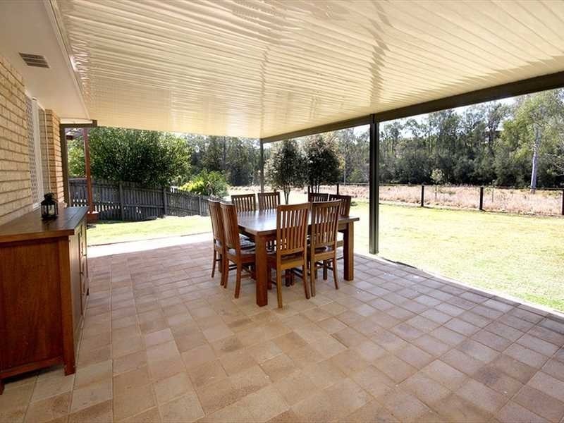 18 Kelso Close, Yamanto QLD 4305