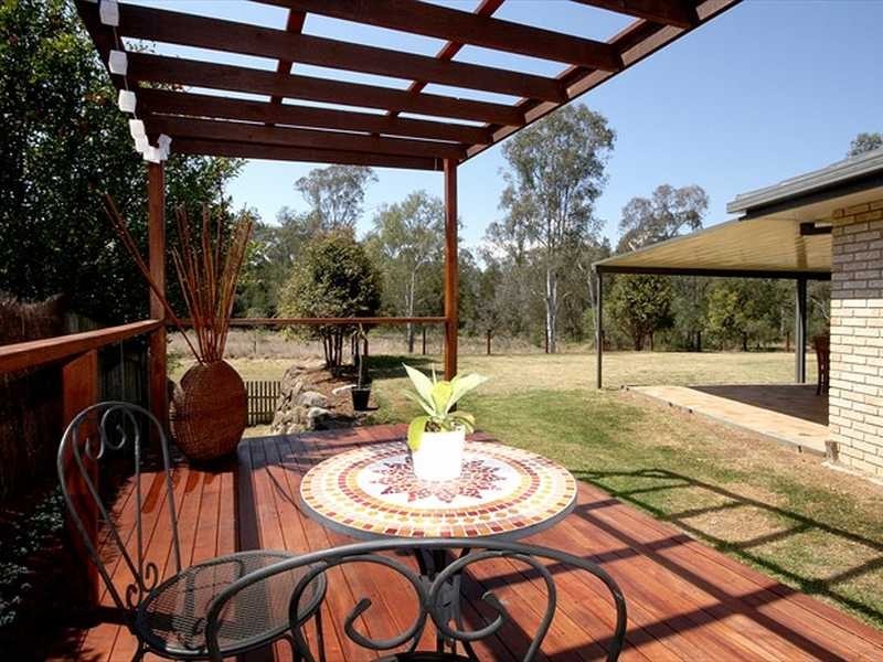 18 Kelso Close, Yamanto QLD 4305