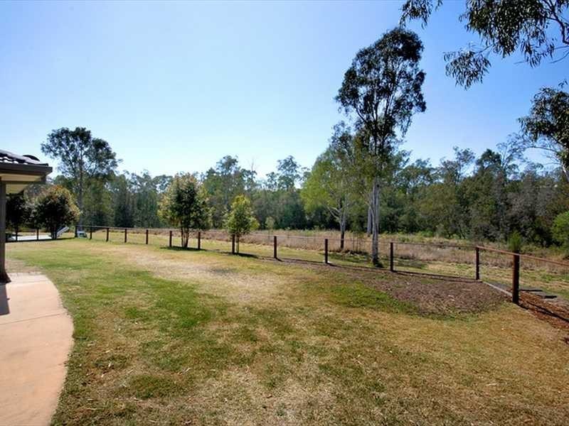 18 Kelso Close, Yamanto QLD 4305