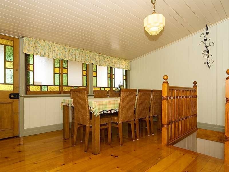 2 Thomas Street, Sadliers Crossing QLD 4305