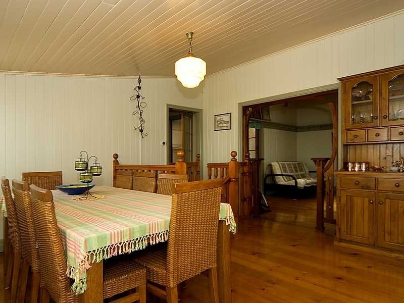 2 Thomas Street, Sadliers Crossing QLD 4305