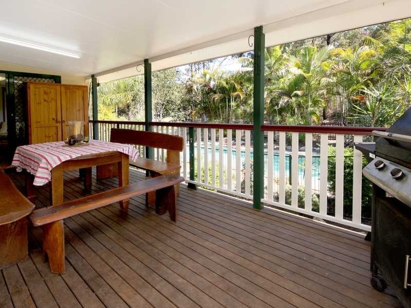 10 Pringle Place, Pine Mountain QLD 4306