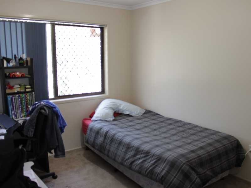 11 Poincianna Court, Walloon QLD 4306