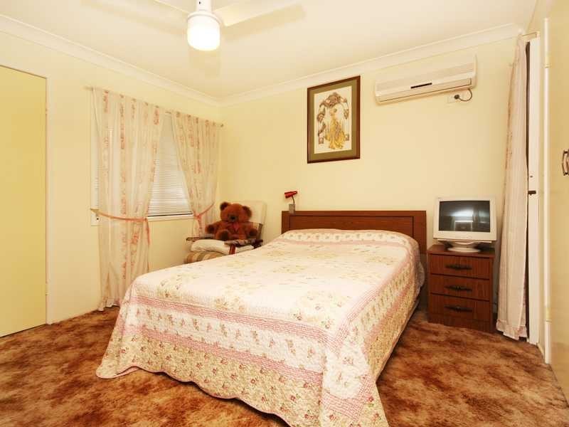 1 Wise Street, Bundamba QLD 4304