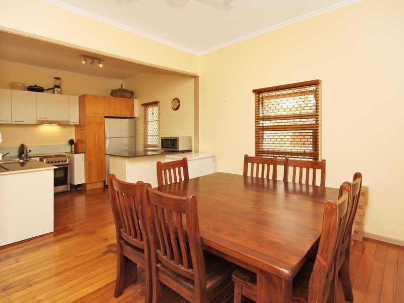 9 Alexandra Street, Booval QLD 4304