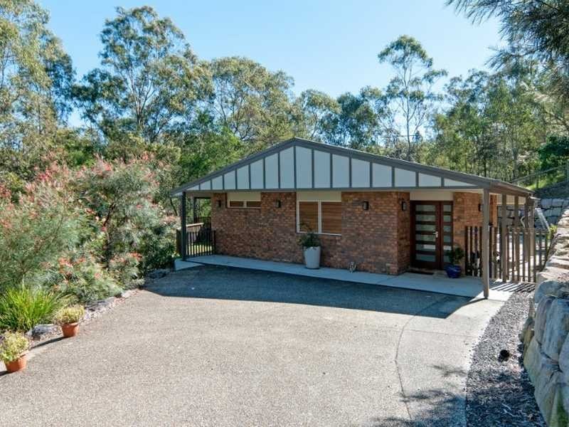 19 Quahlee Grove, Karana Downs QLD 4306