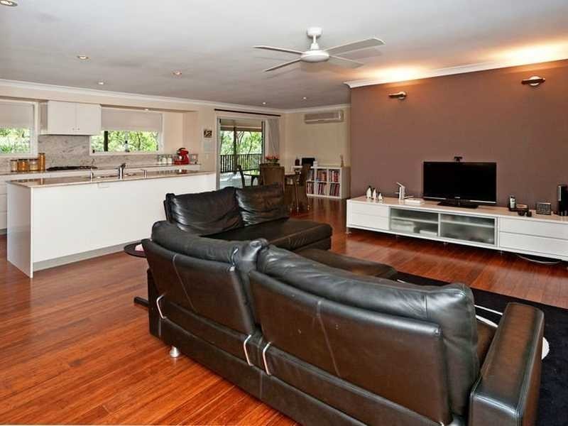 19 Quahlee Grove, Karana Downs QLD 4306