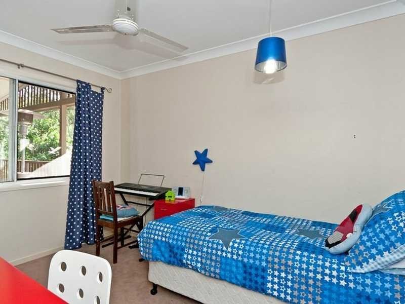 19 Quahlee Grove, Karana Downs QLD 4306