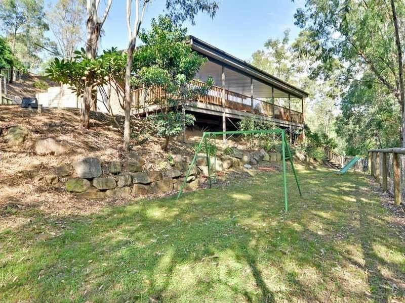 19 Quahlee Grove, Karana Downs QLD 4306