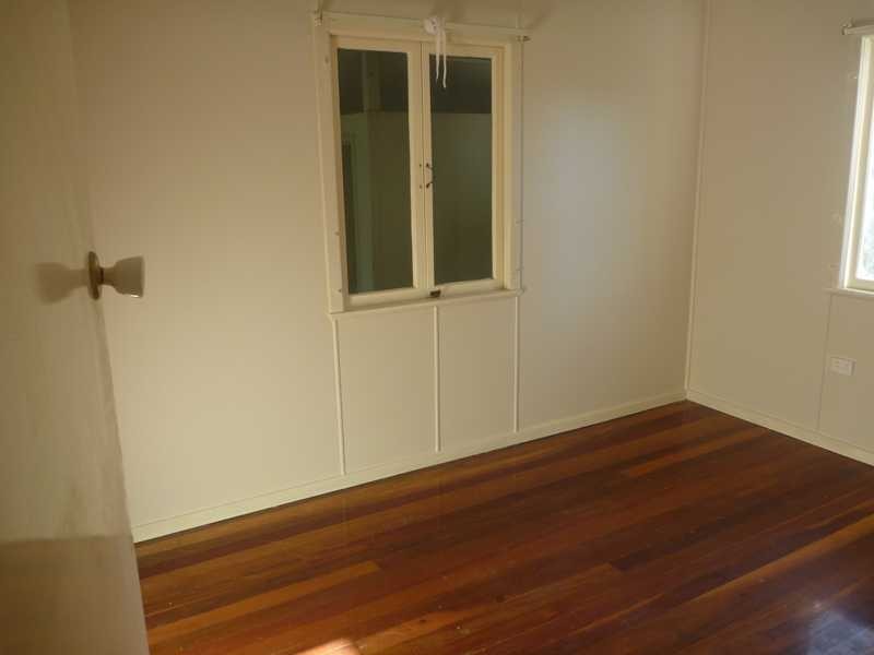 3 John Street, Bundamba QLD 4304