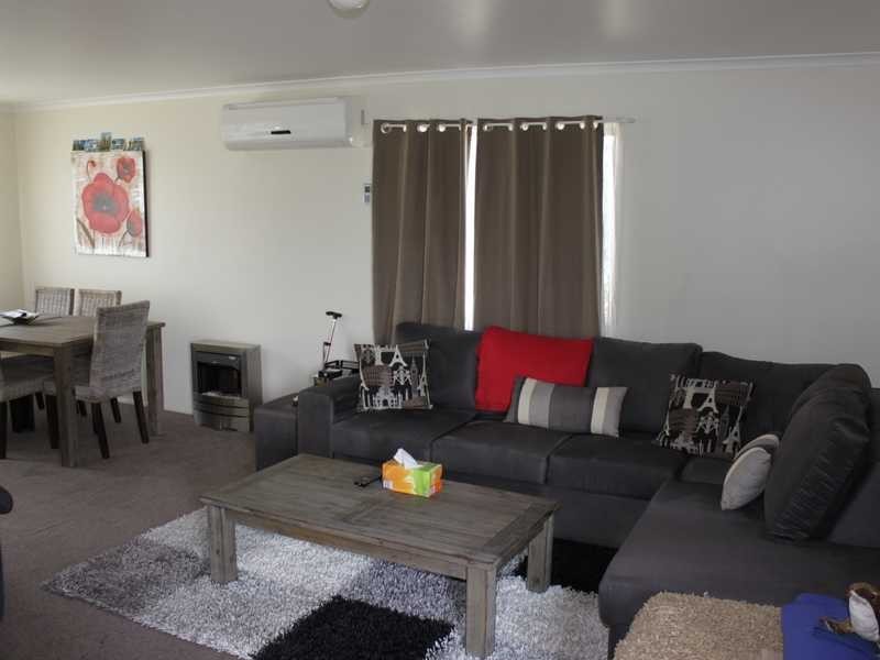 31 Selwyn Street, North Booval QLD 4304