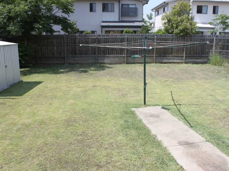 31 Selwyn Street, North Booval QLD 4304