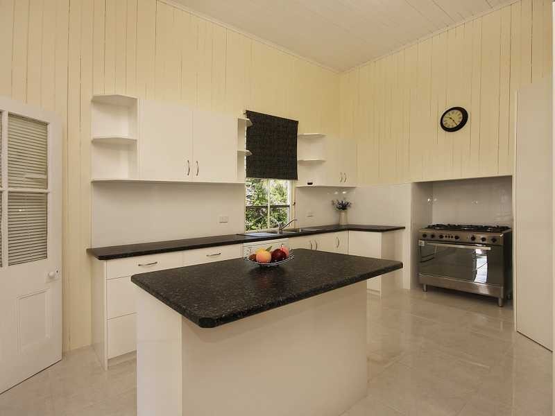 5 Torch Street, East Ipswich QLD 4305