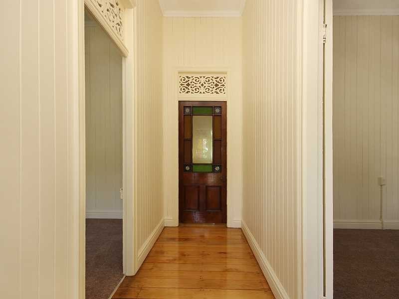 5 Torch Street, East Ipswich QLD 4305