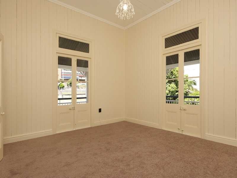 5 Torch Street, East Ipswich QLD 4305