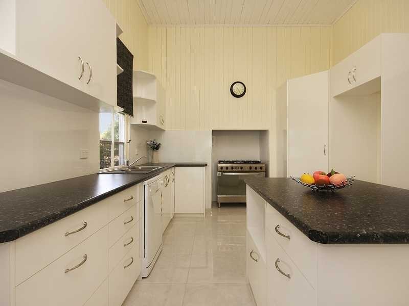 5 Torch Street, East Ipswich QLD 4305