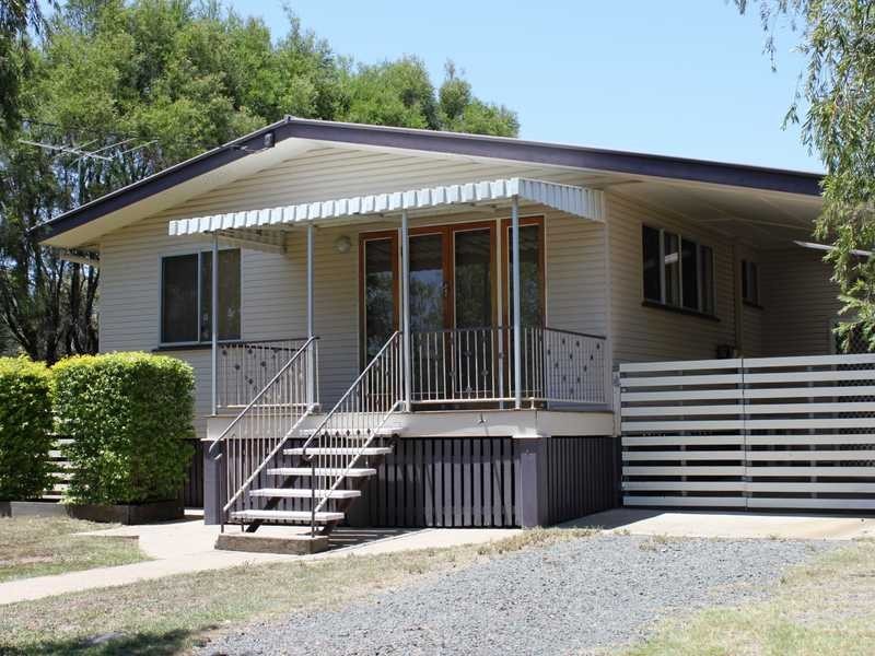 9 Bremer Parade, Basin Pocket QLD 4305
