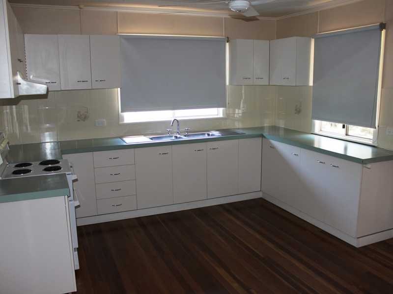 9 Bremer Parade, Basin Pocket QLD 4305