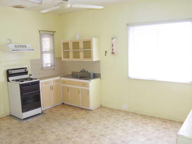 48 Coleman Street, Leichhardt QLD 4305